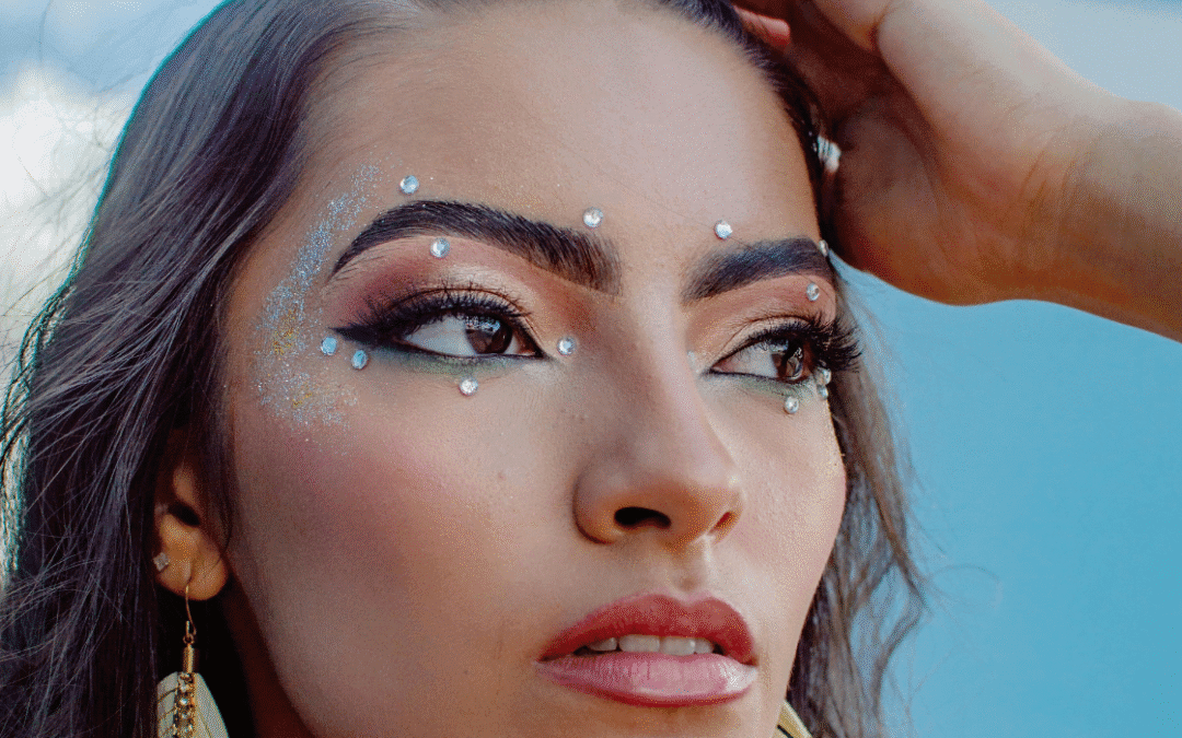 Foxy eyes con hilos tensores